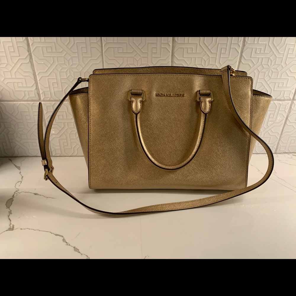 Michael Kors gold purse